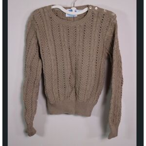 Cambridge Spirit Chunky Knit Sweater Large Tan Button Shoulder Detail